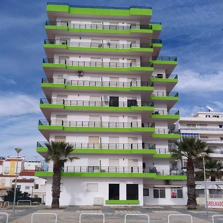 Monte Gordo T2 Frente Mar Apartment Luaran gambar