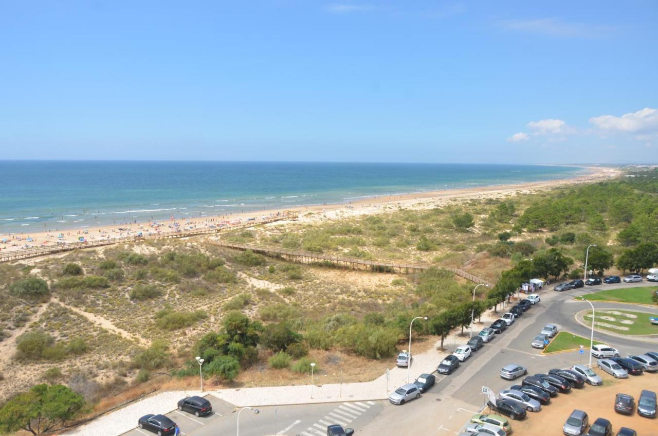 Monte Gordo T2 Frente Mar Apartment Luaran gambar