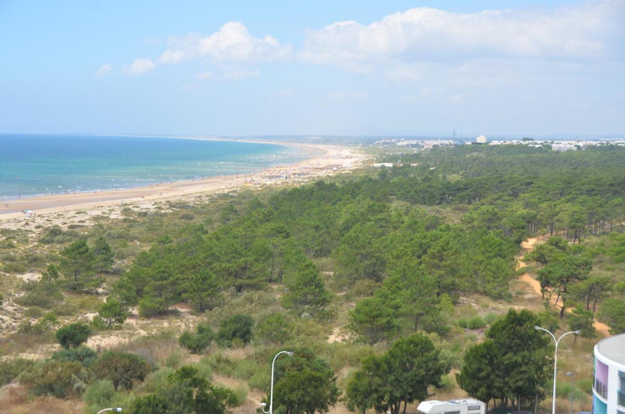 Monte Gordo T2 Frente Mar Apartment Luaran gambar